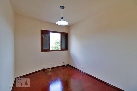 Casa à venda com 180m², 3 quartos e 3 vagasQuarto 2