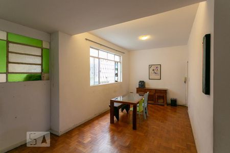 Sala de apartamento à venda com 3 quartos, 111m² em Santo Antônio, Belo Horizonte
