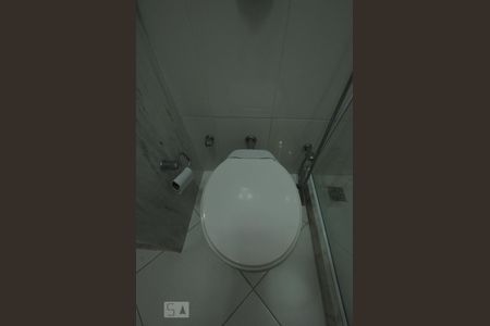 Casa de condomínio à venda com 70m², 2 quartos e 1 vagaBanheiro- vaso