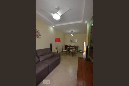 Sala de casa de condomínio à venda com 2 quartos, 70m² em Riachuelo, Rio de Janeiro