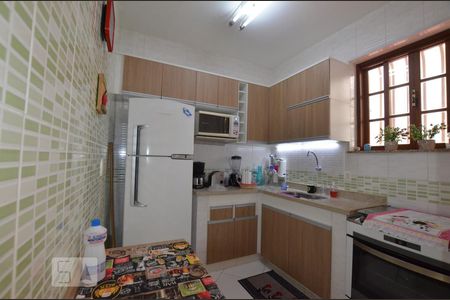 Casa de condomínio à venda com 70m², 2 quartos e 1 vagaCozinha