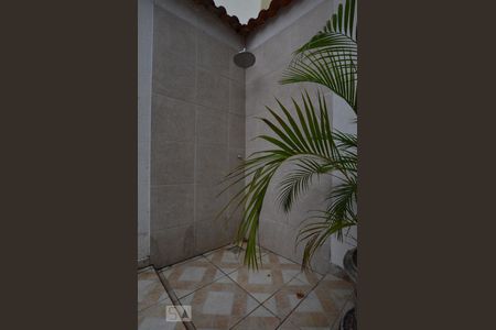 Casa de condomínio à venda com 70m², 2 quartos e 1 vagaÁrea de serviço