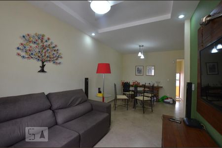 Sala de casa de condomínio à venda com 2 quartos, 70m² em Riachuelo, Rio de Janeiro