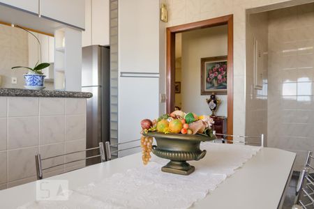 Apartamento à venda com 147m², 3 quartos e 2 vagas Apartamento à venda com 147m², 3 quartos e 2 vagasCozinha