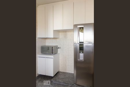 Apartamento à venda com 147m², 3 quartos e 2 vagas Apartamento à venda com 147m², 3 quartos e 2 vagasCozinha