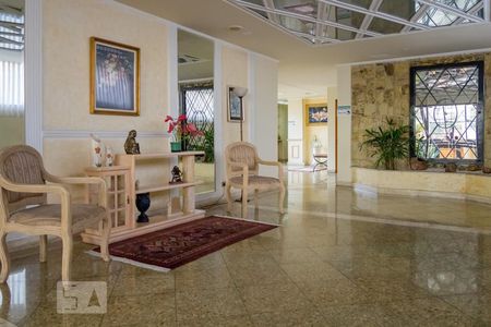 Apartamento à venda com 147m², 3 quartos e 2 vagas Apartamento à venda com 147m², 3 quartos e 2 vagasHall de Entrada