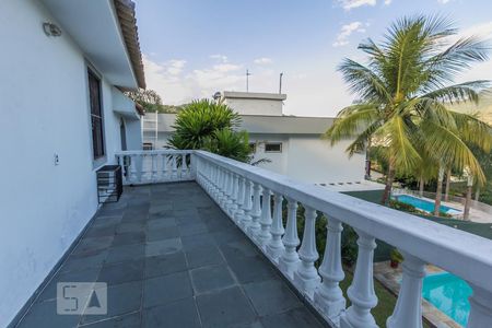 Casa à venda com 450m², 4 quartos e 4 vagas Casa à venda com 450m², 4 quartos e 4 vagasSuíte 1 varanda 2