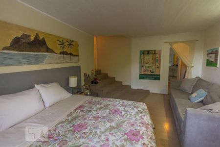 Casa à venda com 450m², 4 quartos e 4 vagas Casa à venda com 450m², 4 quartos e 4 vagasSuíte 2