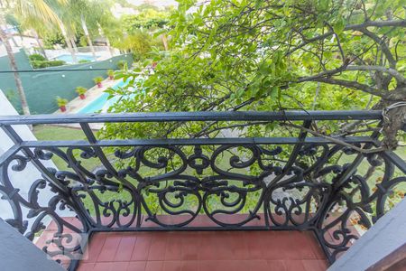 Casa à venda com 450m², 4 quartos e 4 vagas Casa à venda com 450m², 4 quartos e 4 vagasSuíte 1 varanda 1