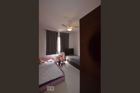 Quarto 1 de apartamento para alugar com 2 quartos, 52m² em Irajá, Rio de Janeiro
