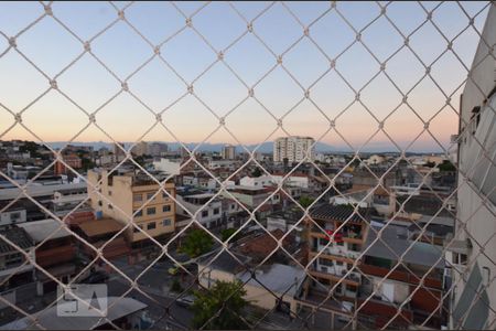 Vista da varanda da sala de apartamento à venda com 2 quartos, 78m² em Olaria, Rio de Janeiro