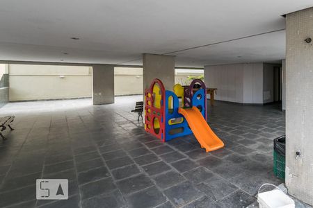 Apartamento à venda com 78m², 2 quartos e 1 vagaÁrea comum
