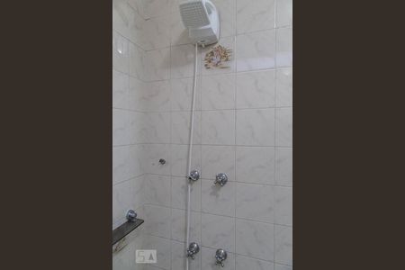 Casa à venda com 220m², 3 quartos e 6 vagasBanheiro