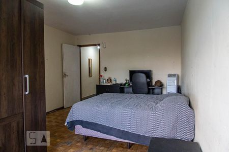 Casa à venda com 220m², 3 quartos e 6 vagasQuarto Suíte