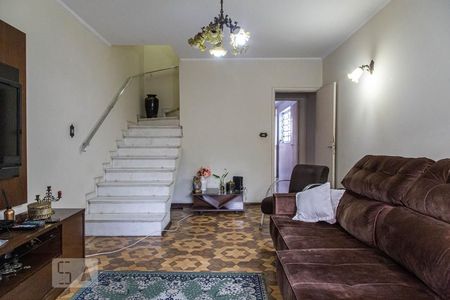 Casa à venda com 220m², 3 quartos e 6 vagasSala