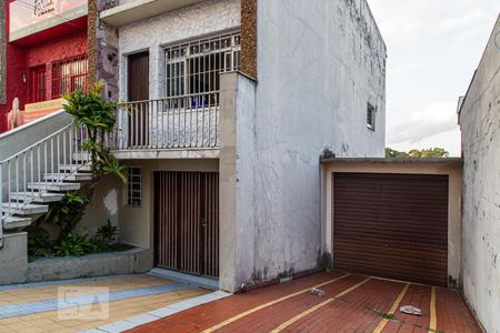 Casa à venda com 220m², 3 quartos e 6 vagasÁrea externa
