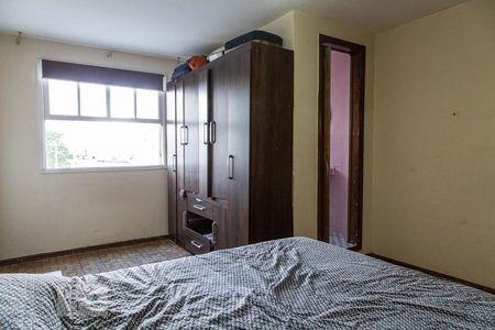 Casa à venda com 220m², 3 quartos e 6 vagasQuarto Suíte