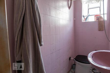 Casa à venda com 220m², 3 quartos e 6 vagasBanheiro Suíte