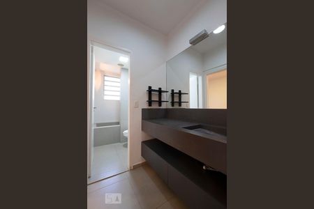 Banheiro de apartamento para alugar com 2 quartos, 90m² em Perdizes, São Paulo