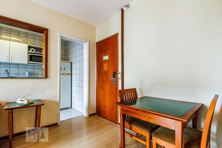 Sala de apartamento para alugar com 2 quartos, 44m² em Cidade Monções, São Paulo