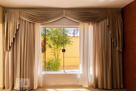 Sala de casa à venda com 5 quartos, 320m² em Jardim Oriental, São Paulo