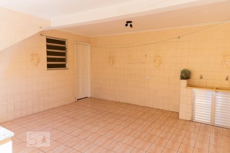 Casa à venda com 320m², 5 quartos e 2 vagasÁrea de Serviço