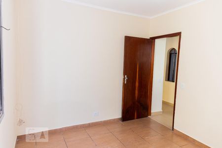 Casa à venda com 320m², 5 quartos e 2 vagasQuarto 4