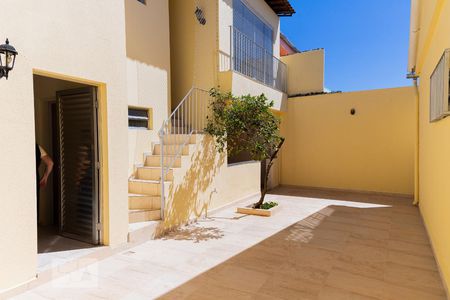 Casa à venda com 320m², 5 quartos e 2 vagasÁrea Externa