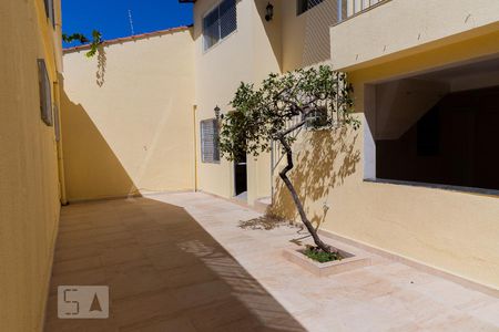 Casa à venda com 320m², 5 quartos e 2 vagasÁrea Externa