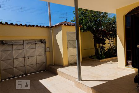 Casa à venda com 320m², 5 quartos e 2 vagasGaragem