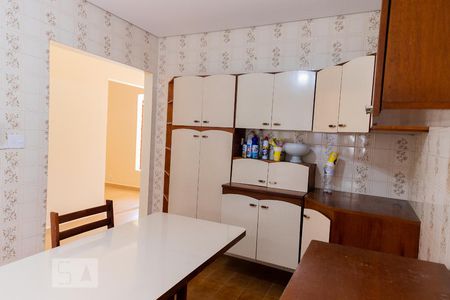 Casa à venda com 320m², 5 quartos e 2 vagasCozinha