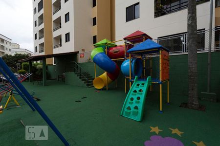Apartamento para alugar com 60m², 2 quartos e 1 vaga Apartamento para alugar com 60m², 2 quartos e 1 vagaÁrea Comum - Playground