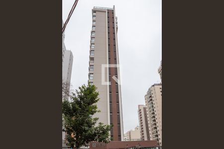 Apartamento para alugar com 147m², 3 quartos e 2 vagas Apartamento para alugar com 147m², 3 quartos e 2 vagasFachada