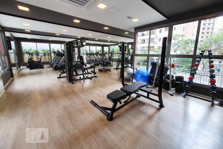 Apartamento para alugar com 147m², 3 quartos e 2 vagas Apartamento para alugar com 147m², 3 quartos e 2 vagasÁrea comum - Academia