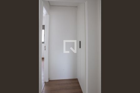 Apartamento para alugar com 147m², 3 quartos e 2 vagas Apartamento para alugar com 147m², 3 quartos e 2 vagasCorredor