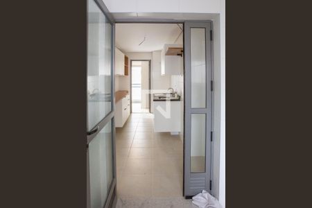 Apartamento para alugar com 147m², 3 quartos e 2 vagas Apartamento para alugar com 147m², 3 quartos e 2 vagasÁrea de Serviço