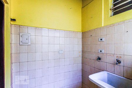 Casa à venda com 96m², 2 quartos e 1 vagaÁrea de Serviço