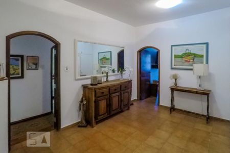 Casa à venda com 250m², 3 quartos e 8 vagasCozinha