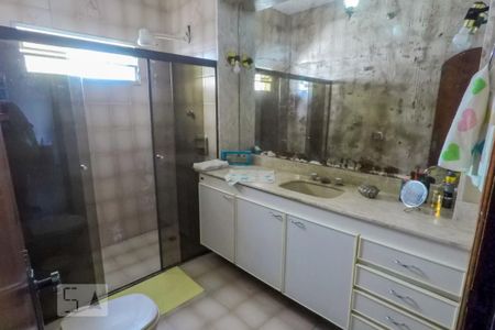 Casa à venda com 250m², 3 quartos e 8 vagasQuarto 1 suite