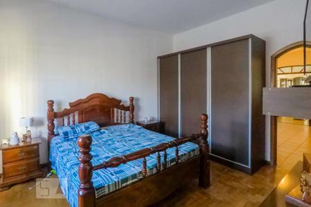 Casa à venda com 250m², 3 quartos e 8 vagasQuarto 1 suite