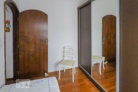 Casa à venda com 250m², 3 quartos e 8 vagasQuarto 2