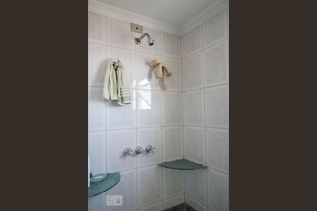 Apartamento à venda com 130m², 3 quartos e 2 vagas Apartamento à venda com 130m², 3 quartos e 2 vagasBanheiro Suíte