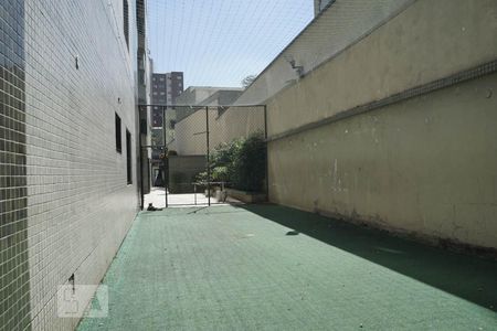 Apartamento à venda com 130m², 3 quartos e 2 vagas Apartamento à venda com 130m², 3 quartos e 2 vagasÁrea comum - Quadra Esportiva