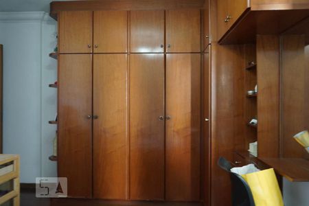 Apartamento à venda com 130m², 3 quartos e 2 vagas Apartamento à venda com 130m², 3 quartos e 2 vagasQuarto 2