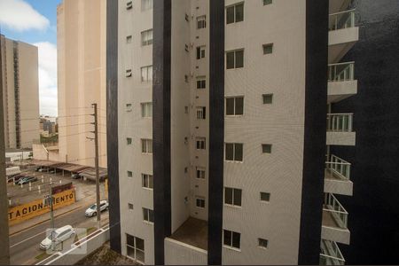 Vista do Quarto de apartamento para alugar com 1 quarto, 35m² em Cristo Rei, Curitiba