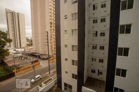 Vista da Sala de apartamento para alugar com 1 quarto, 35m² em Cristo Rei, Curitiba