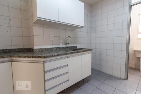 Apartamento para alugar com 80m², 2 quartos e 1 vaga Apartamento para alugar com 80m², 2 quartos e 1 vagaCozinha