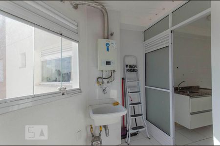 Apartamento à venda com 60m², 2 quartos e 1 vaga Apartamento à venda com 60m², 2 quartos e 1 vagaÁrea de Serviço