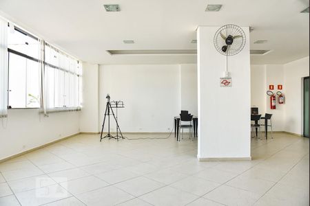 Apartamento para alugar com 75m², 3 quartos e sem vagaSalão de festas