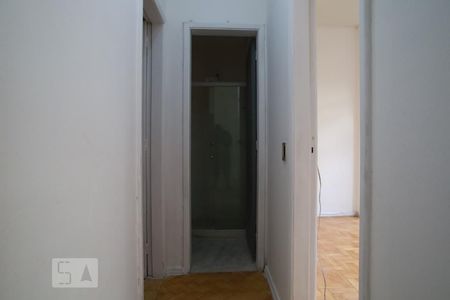 Corredor de apartamento para alugar com 2 quartos, 45m² em Vila Isabel, Rio de Janeiro